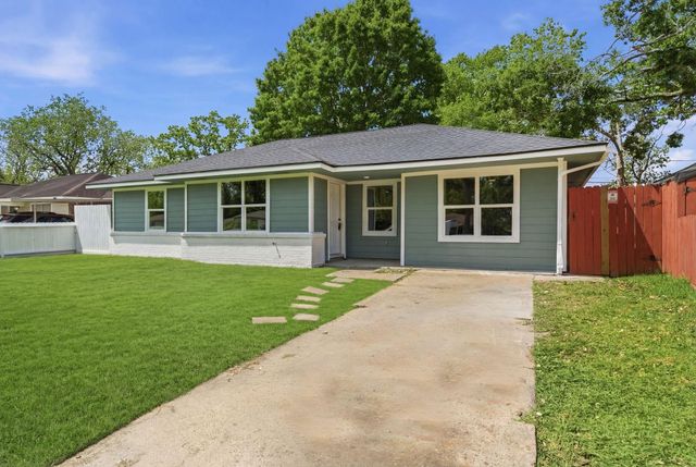 2208 Merle Street, Pasadena, TX 77502