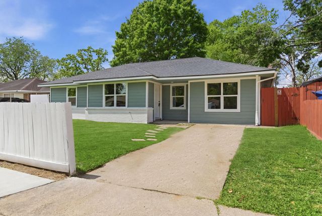 2208 Merle Street, Pasadena, TX 77502