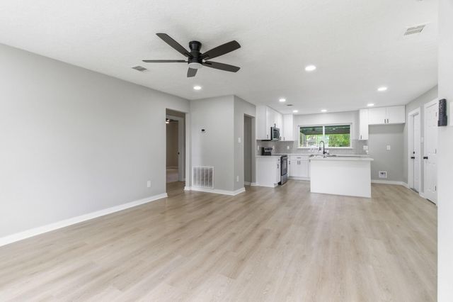 2208 Merle Street, Pasadena, TX 77502