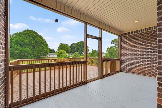 6250 Vance Road, Kernersville, NC 27284