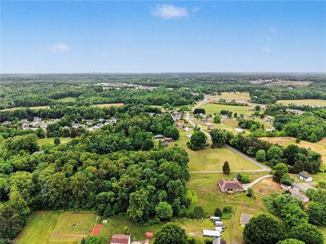6250 Vance Road, Kernersville, NC 27284