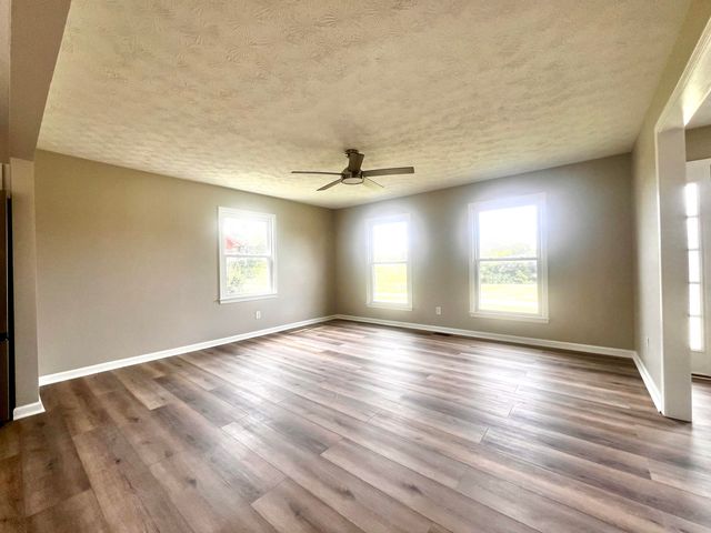 1420 Bellows Mill Road, Harrodsburg, KY 40330