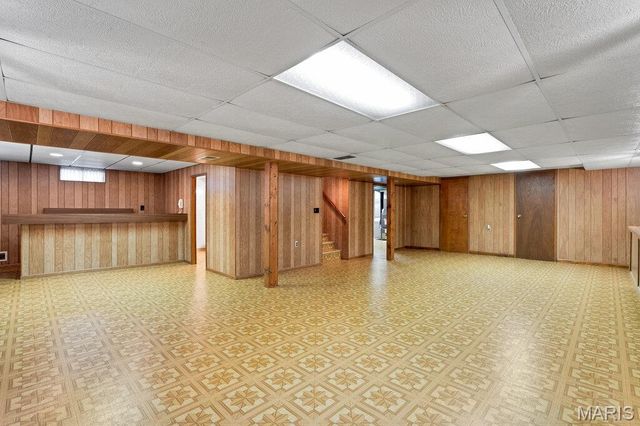 10629 Knollside Circle, St Louis, MO 63123