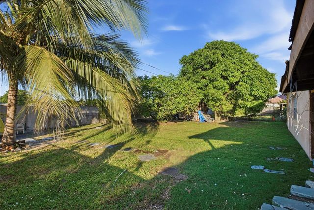 561 NE 38th Street, Deerfield Beach, FL 33064