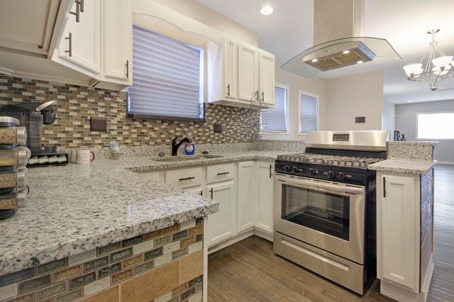 6327 Garfield Avenue, Hammond, IN 46324