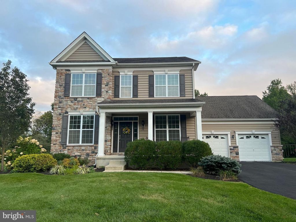 5068 KRATZ CARRIAGE RD, Pipersville, PA 18947