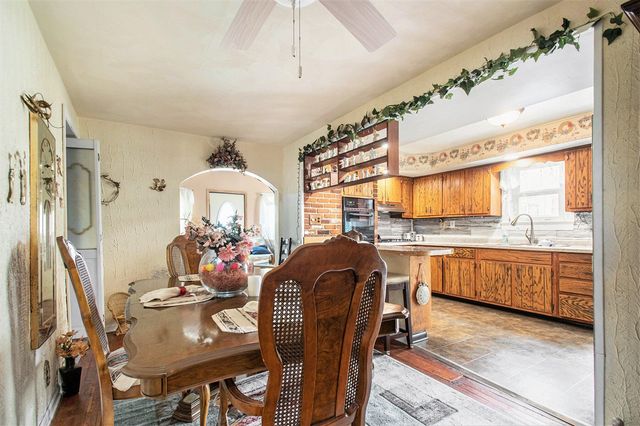 217 W State Street, Cassopolis, MI 49031