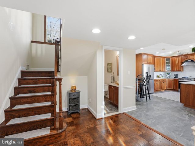 6914 TULSA CT, Alexandria, VA 22307