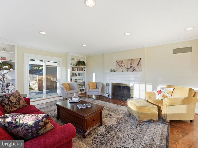 6914 TULSA CT, Alexandria, VA 22307