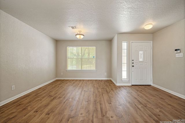 4731 Bending, San Antonio, TX 78259