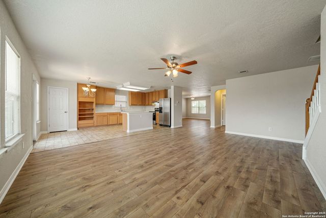 4731 Bending, San Antonio, TX 78259