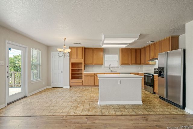 4731 Bending, San Antonio, TX 78259