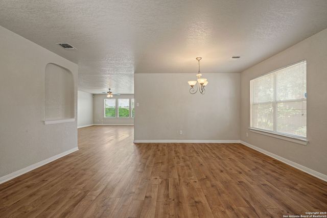4731 Bending, San Antonio, TX 78259