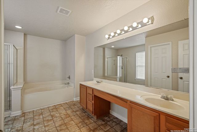 4731 Bending, San Antonio, TX 78259