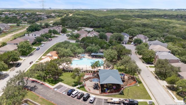 4731 Bending, San Antonio, TX 78259