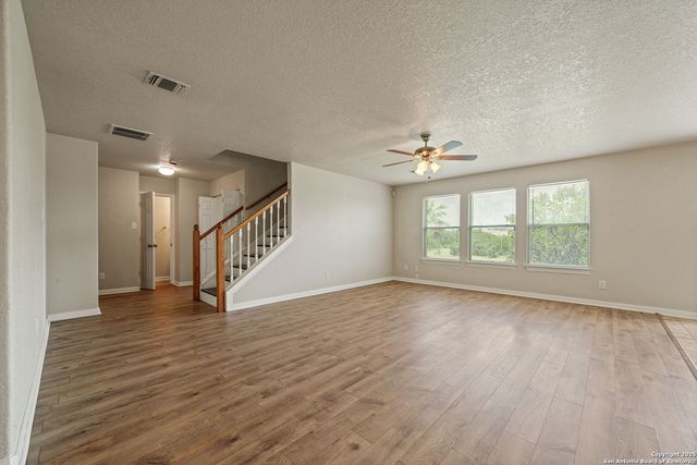 4731 Bending, San Antonio, TX 78259