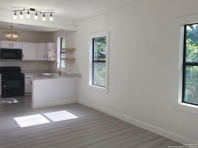 226 W SAYERS, San Antonio, TX 78214