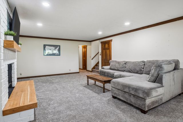 6900 Vista Grande Drive NE, Rockford, MI 49341