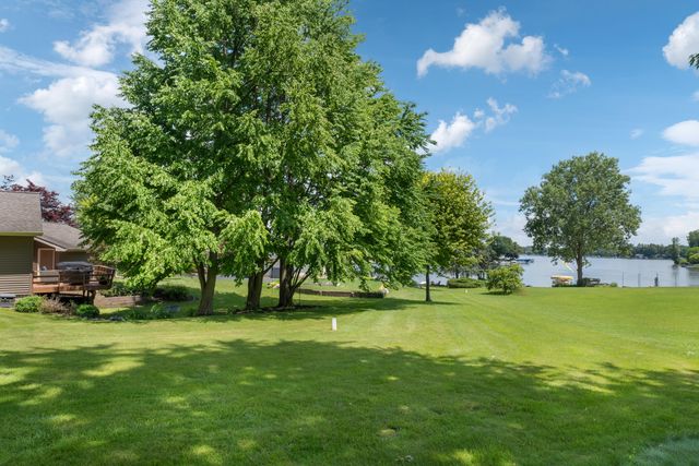 6900 Vista Grande Drive NE, Rockford, MI 49341