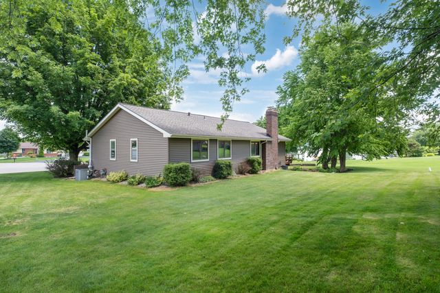 6900 Vista Grande Drive NE, Rockford, MI 49341