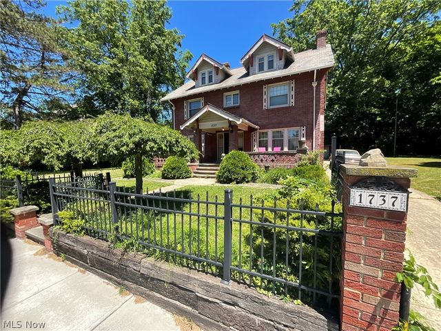 1737 Cumberland Road, Cleveland Heights, OH 44118