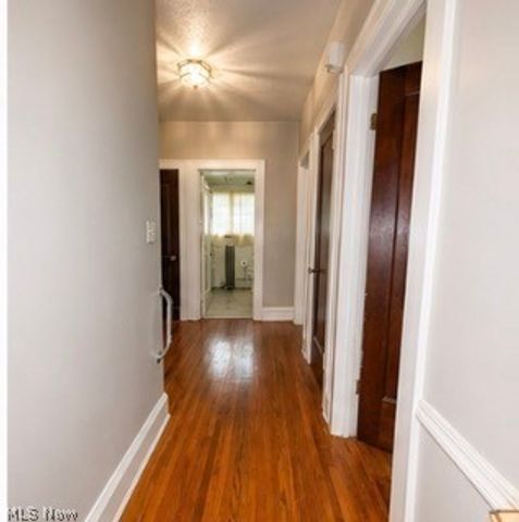 1737 Cumberland Road, Cleveland Heights, OH 44118