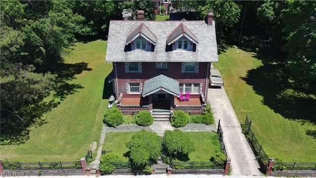 1737 Cumberland Road, Cleveland Heights, OH 44118