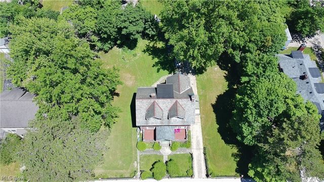 1737 Cumberland Road, Cleveland Heights, OH 44118