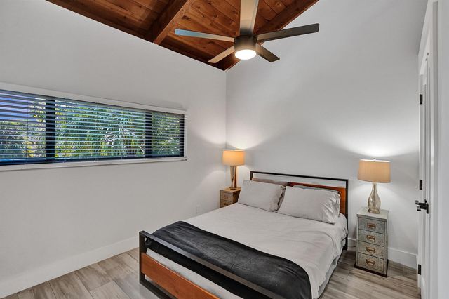 91 NE 17th Court, Fort Lauderdale, FL 33305