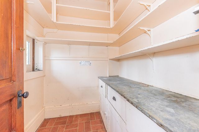 1930 Cambridge Road, Ann Arbor, MI 48104