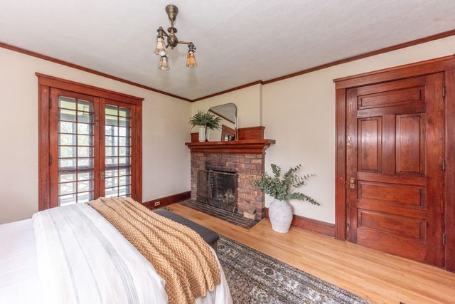 1930 Cambridge Road, Ann Arbor, MI 48104