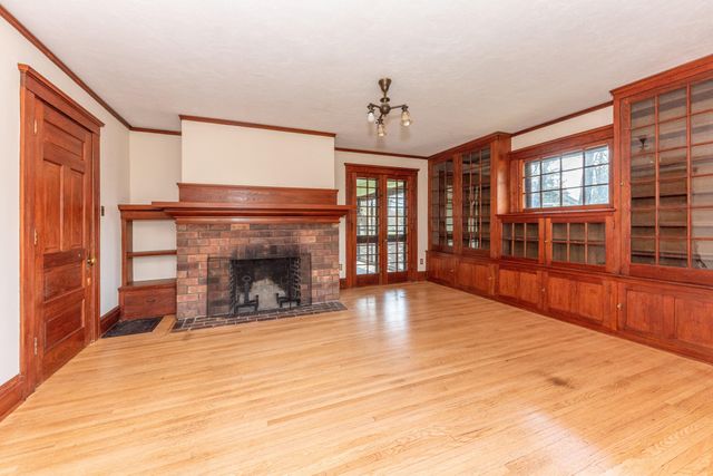 1930 Cambridge Road, Ann Arbor, MI 48104