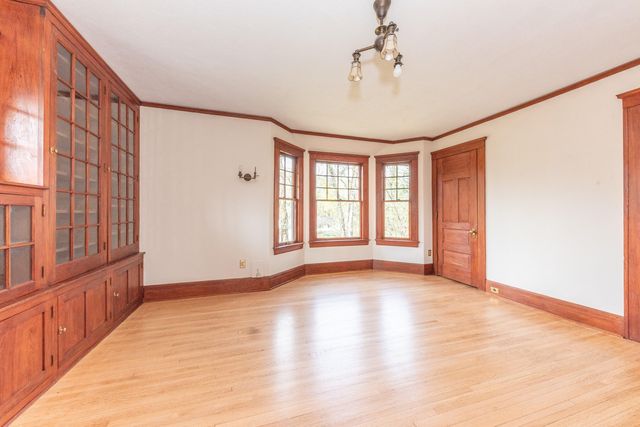 1930 Cambridge Road, Ann Arbor, MI 48104