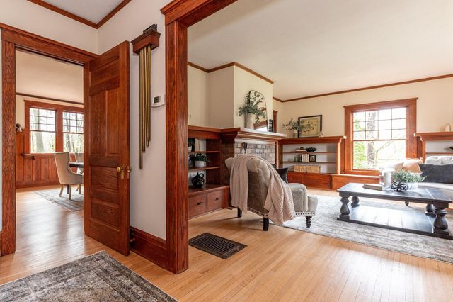 1930 Cambridge Road, Ann Arbor, MI 48104