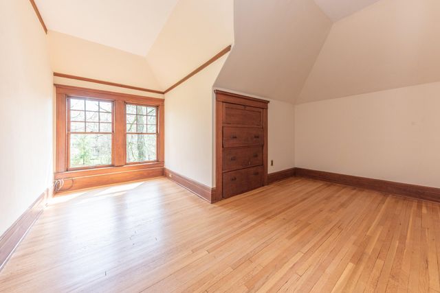 1930 Cambridge Road, Ann Arbor, MI 48104