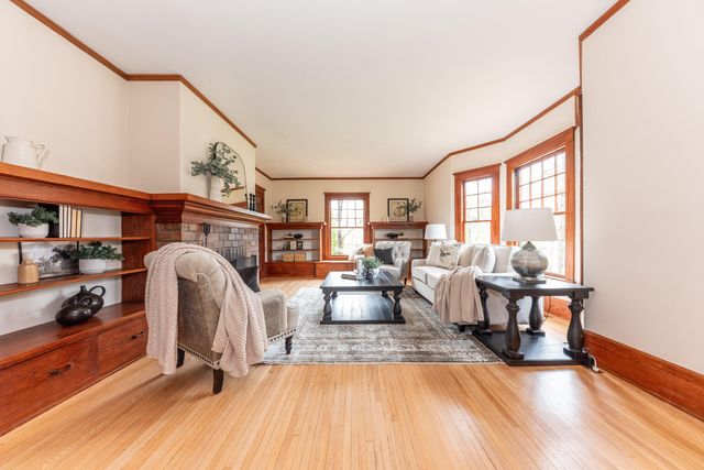 1930 Cambridge Road, Ann Arbor, MI 48104