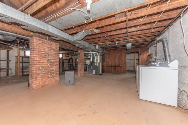 1930 Cambridge Road, Ann Arbor, MI 48104