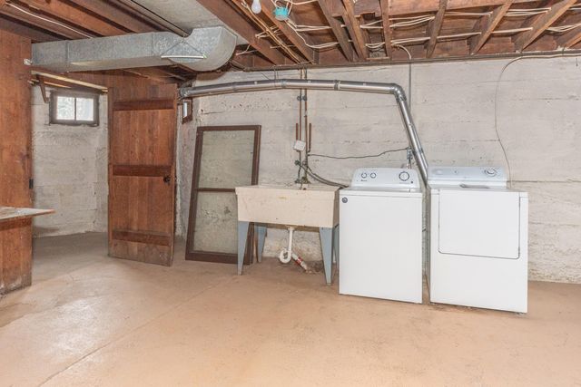 1930 Cambridge Road, Ann Arbor, MI 48104