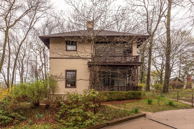 1930 Cambridge Road, Ann Arbor, MI 48104