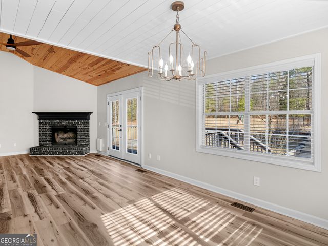 206 Bear Creek Point, Mansfield, GA 30055