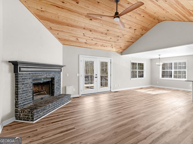 206 Bear Creek Point, Mansfield, GA 30055