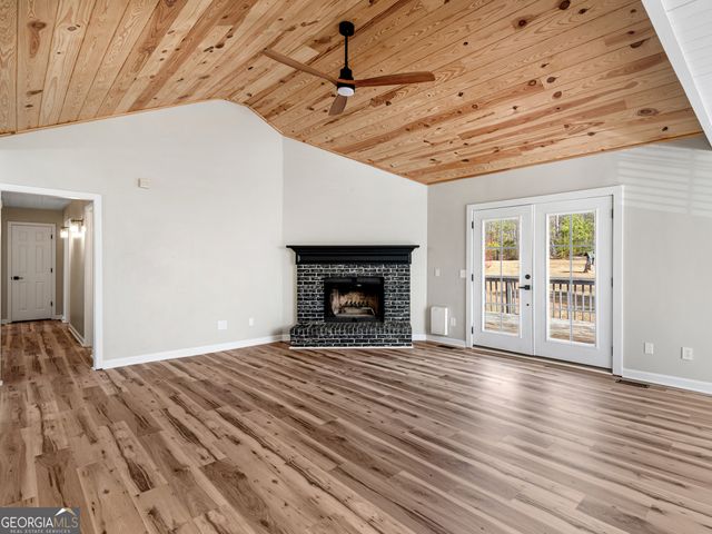 206 Bear Creek Point, Mansfield, GA 30055