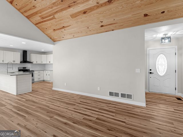 206 Bear Creek Point, Mansfield, GA 30055