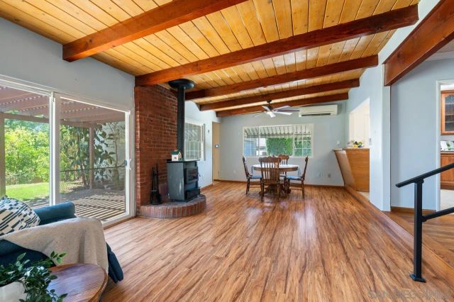 6031 Sinton, La Mesa, CA 91942
