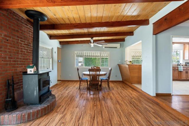 6031 Sinton, La Mesa, CA 91942