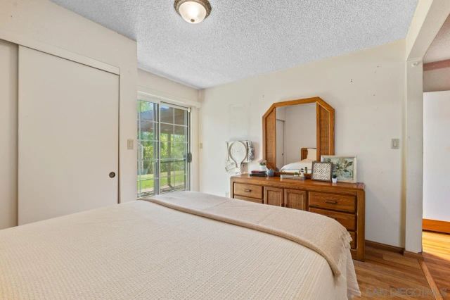 6031 Sinton, La Mesa, CA 91942