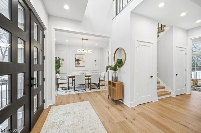 33 Tower Rd, Livingston Twp., NJ 07039