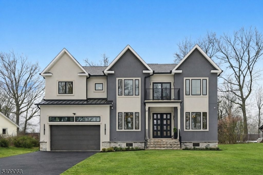 33 Tower Rd, Livingston Twp., NJ 07039
