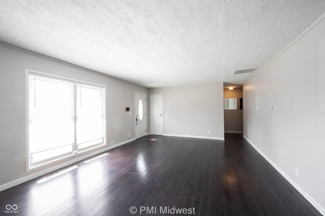 3926 Malibu Drive, Indianapolis, IN 46226