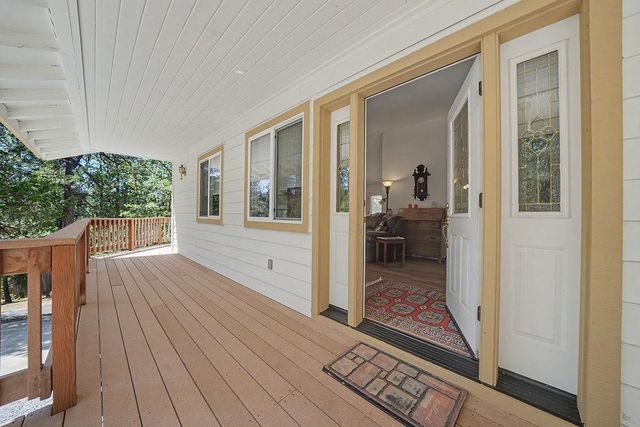 12850 Burnt Cedar Ln, Pine Grove, CA 95665